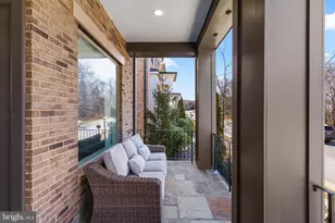 22920 Bubbling Brook Dr, Brambleton, VA 20148 - Photo 4