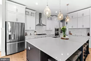 22920 Bubbling Brook Dr, Brambleton, VA 20148 - Photo 10