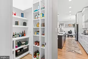 22920 Bubbling Brook Dr, Brambleton, VA 20148 - Photo 14