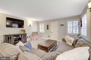 24154 Corktree Ln, Aldie, VA 20105 - Photo 54