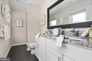 904 Old River Way Ct, Sterling, VA 20164 - Photo 14