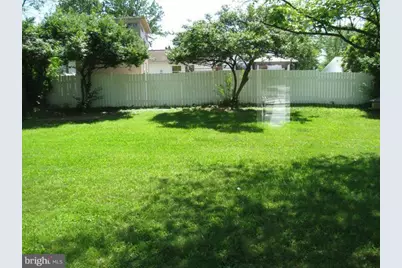 605 W Maple Avenue, Sterling, VA 20164 - Photo 12