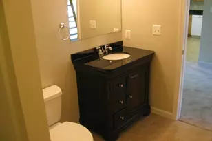 605 W Maple Ave, Sterling, VA 20164 - Photo 8