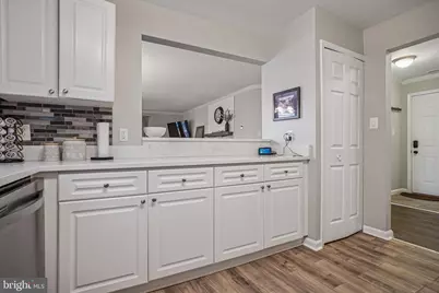 20585 Snowshoe Square #201, Ashburn, VA 20147 - Photo 18