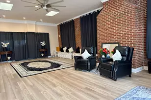 19923 Smith Cir, Ashburn, VA 20147 - Photo 4