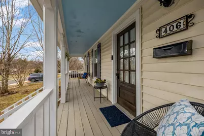 406 Blue Ridge Avenue NE, Leesburg, VA 20176 - Photo 4