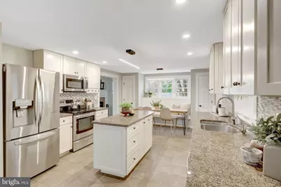 406 Blue Ridge Avenue NE, Leesburg, VA 20176 - Photo 16