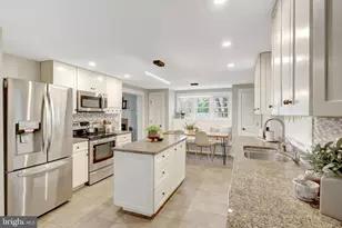 406 Blue Ridge Ave NE, Leesburg, VA 20176 - Photo 16