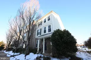 20855 Collingwood Terrace, Sterling, VA 20165 - Photo 2