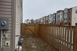 42462 Dogwood Glen Square, Sterling, VA 20166 - Photo 46