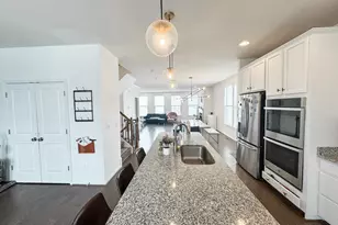 42462 Dogwood Glen Square, Sterling, VA 20166 - Photo 6