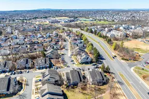 43312 Greyswallow Terrace, Ashburn, VA 20147 - Photo 16