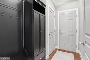 23044 Creighton Farms Dr, Leesburg, VA 20175 - Photo 32