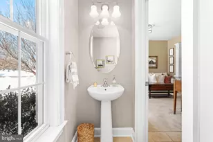 429 Heartleaf Terrace SE, Leesburg, VA 20175 - Photo 8