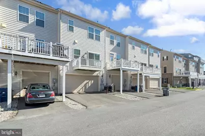 42628 Freistadt Square, Sterling, VA 20166 - Photo 4