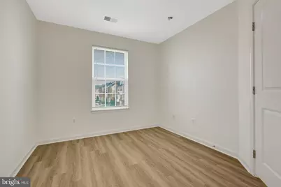 42628 Freistadt Square, Sterling, VA 20166 - Photo 44