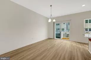 42628 Freistadt Square, Sterling, VA 20166 - Photo 30