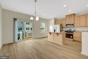 42628 Freistadt Square, Sterling, VA 20166 - Photo 32