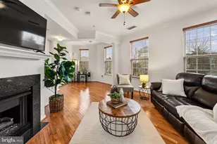 21781 Findon Ct, Ashburn, VA 20147 - Photo 10