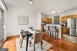 21781 Findon Ct, Ashburn, VA 20147 - Photo 2