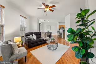 21781 Findon Ct, Ashburn, VA 20147 - Photo 12