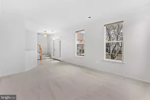 20525 Lansing Terrace, Ashburn, VA 20147 - Photo 8