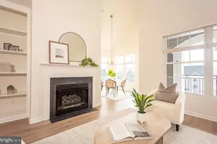 46612 Drysdale Terrace, Sterling, VA 20165 - Photo 8