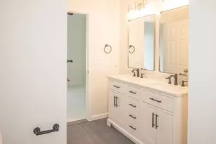 46612 Drysdale Terrace, Sterling, VA 20165 - Photo 18