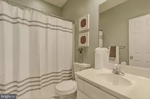 1511 Artillery Terrace NE, Leesburg, VA 20176 - Photo 24