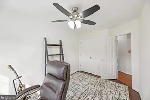 111 Connemara Dr, Sterling, VA 20164 - Photo 42