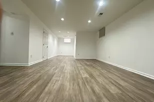 111 Connemara Dr, Sterling, VA 20164 - Photo 18