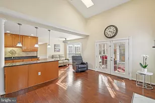 111 Connemara Dr, Sterling, VA 20164 - Photo 18