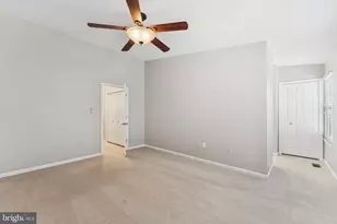 44048 Gala Cir, Ashburn, VA 20147 - Photo 12