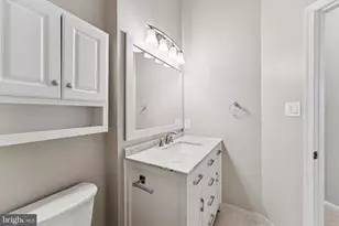 44048 Gala Cir, Ashburn, VA 20147 - Photo 16