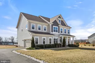 14890 Falconaire Pl, Leesburg, VA 20176 - Photo 4