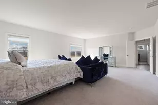 14890 Falconaire Pl, Leesburg, VA 20176 - Photo 34