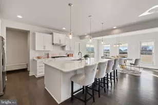 14890 Falconaire Pl, Leesburg, VA 20176 - Photo 16