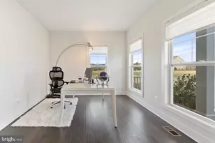 14890 Falconaire Pl, Leesburg, VA 20176 - Photo 10