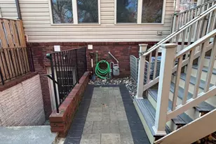 42554 Dreamweaver Dr, Brambleton, VA 20148 - Photo 2