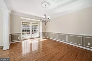 25582 Balint Park Ct, Aldie, VA 20105 - Photo 4