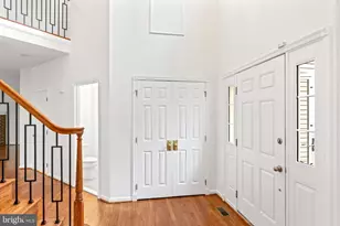 20129 Boxwood Pl, Ashburn, VA 20147 - Photo 6