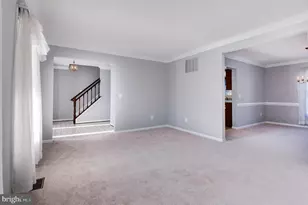 204 Elizabeth Ct, Sterling, VA 20164 - Photo 6