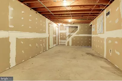 204 Elizabeth Court, Sterling, VA 20164 - Photo 38