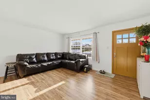 1607 N Brunswick St, Sterling, VA 20164 - Photo 4