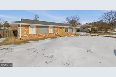 1607 N Brunswick Street, Sterling, VA 20164 - Photo 2