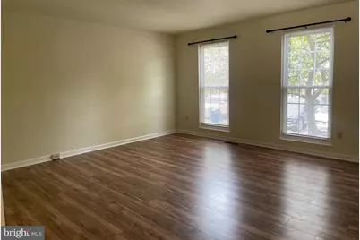 21054 Cornerpost Square, Ashburn, VA 20147 - Photo 4