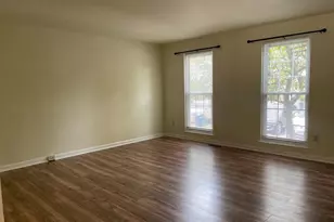 21054 Cornerpost Square, Ashburn, VA 20147 - Photo 4