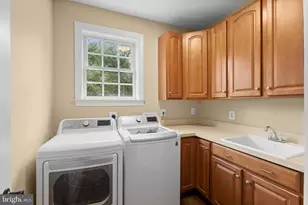 42294 Iron Bit Pl, Chantilly, VA 20152 - Photo 30