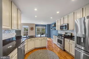 20627 Glenmere Square, Sterling, VA 20165 - Photo 2