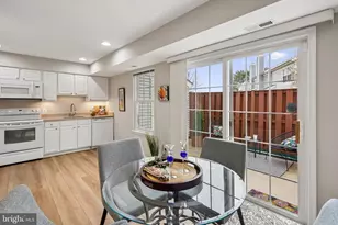 46724 Fielding Terrace, Sterling, VA 20164 - Photo 16